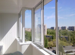 Балкон остекленный окнами ПВХ, goodlinez.ru