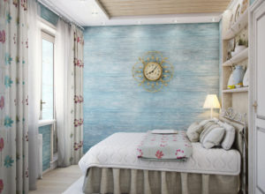 Спальня в стиле прованс с потолком и стенами, отделанными деревянными панелями