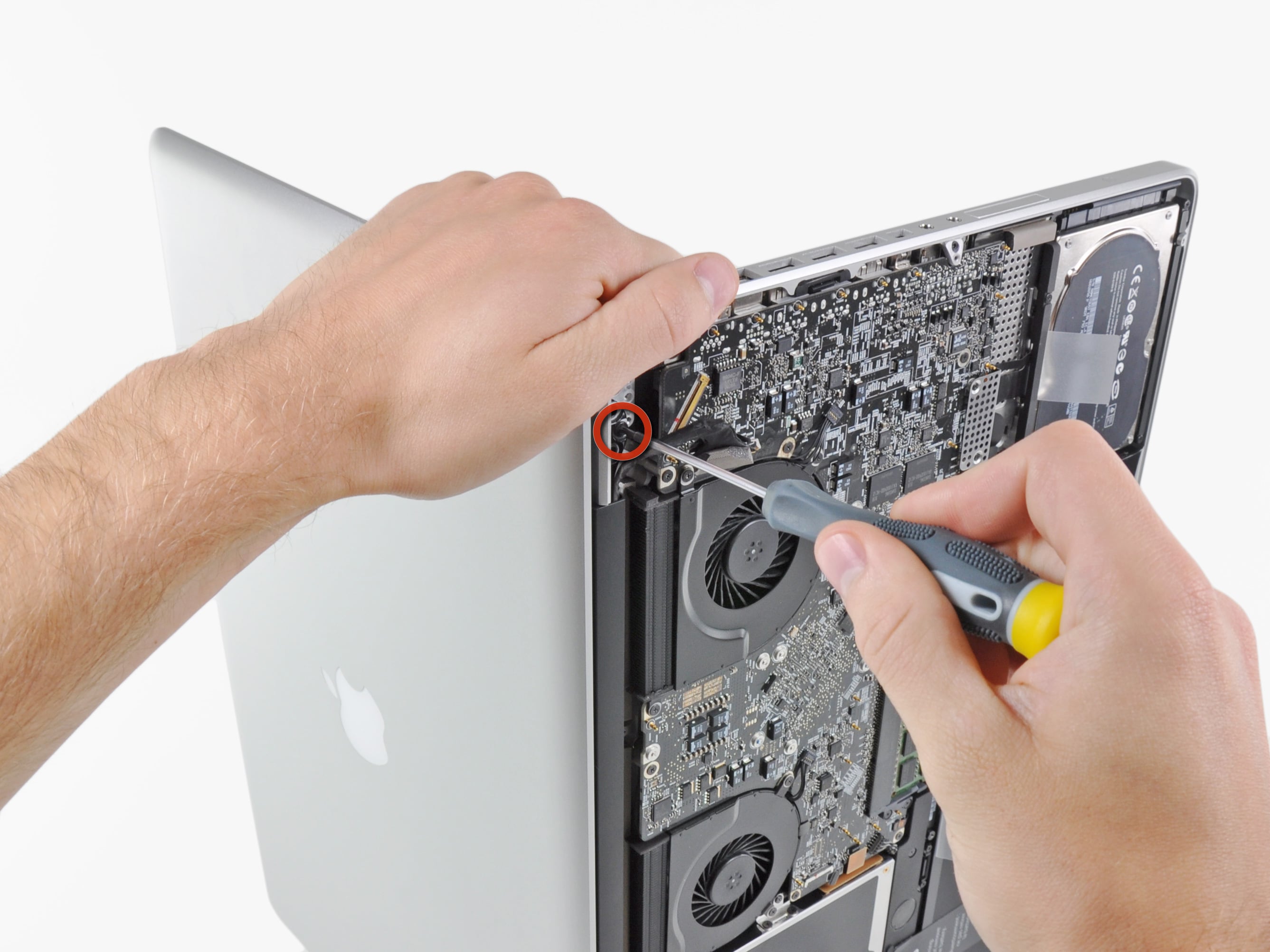 Когда необходимо отдать Apple в сервисные центр ремонта?